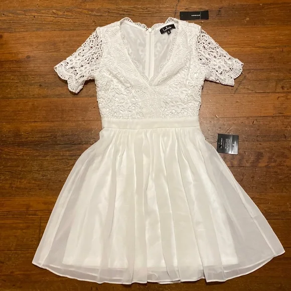 Lulu’s Angel in Disguise Lace Skater Dress #256N - Picture 3 of 5